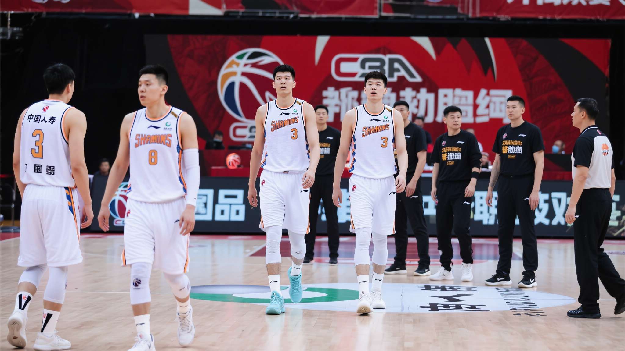 通过梳理当前形势，比照其他领先俱乐部补血动作，我们愈加明确看到，要想摘掉这一届&nbsp;